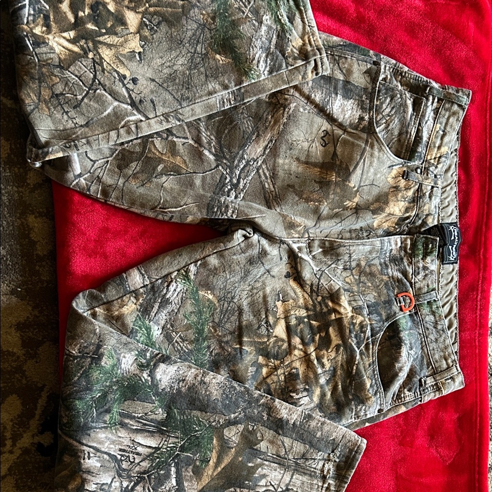 Realtree Camouflage Pants with Green and Brown